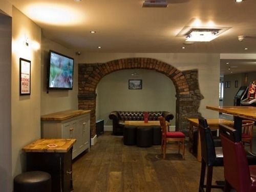 Cambrian Inn Tredegar Exteriér fotografie